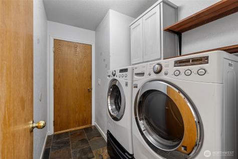942 Walker Avenue Oak Harbor WA 98277