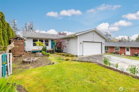 942 Walker Avenue Oak Harbor WA 98277