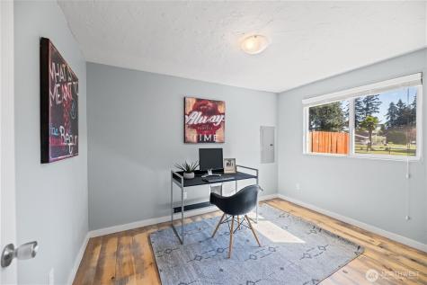16020 70th Avenue E Puyallup WA 98375