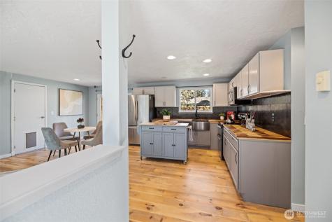 16020 70th Avenue E Puyallup WA 98375