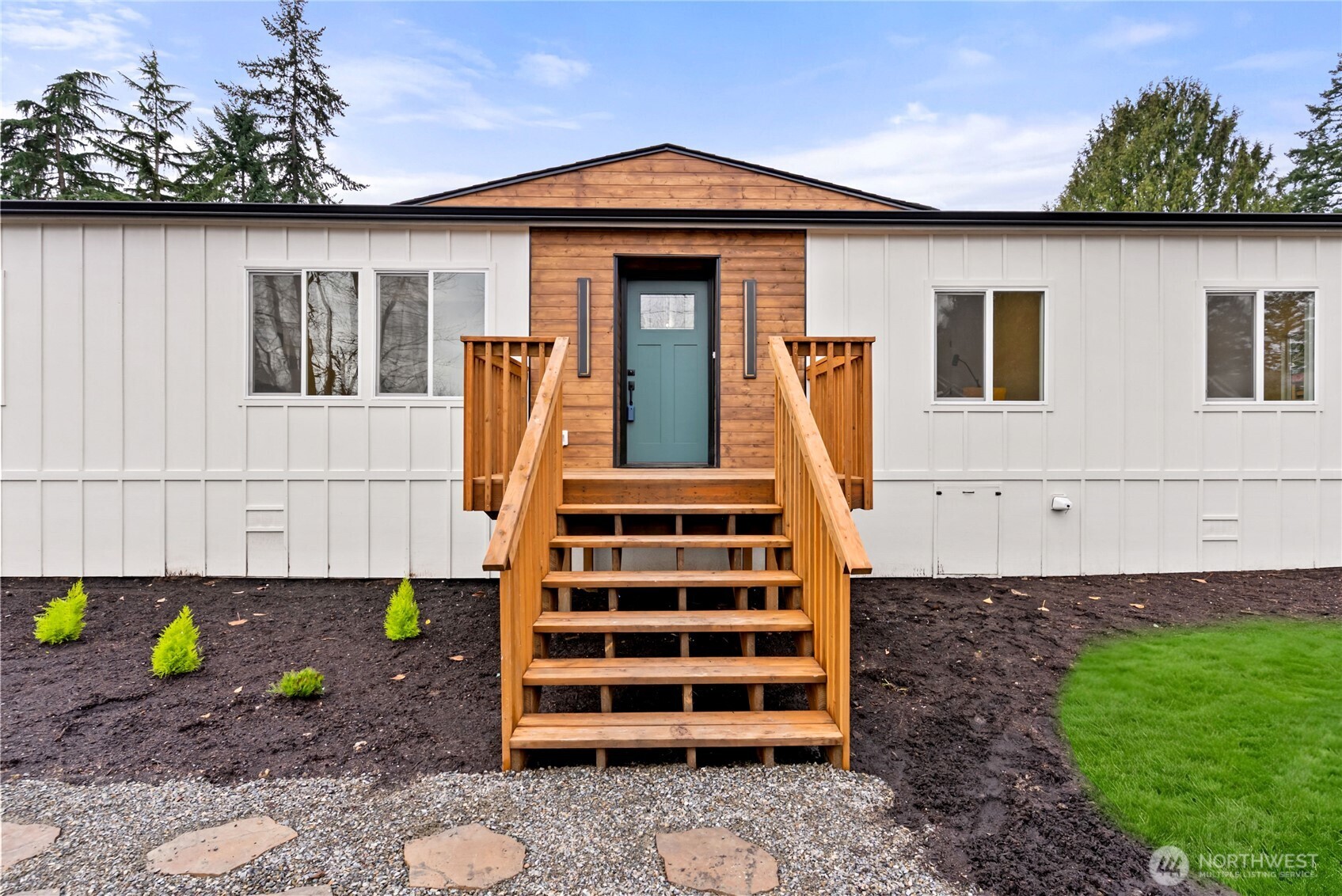 35851 12th Avenue SW Federal Way WA 98023
