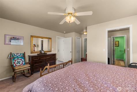 2509 NW Boston Avenue East Wenatchee WA 98802