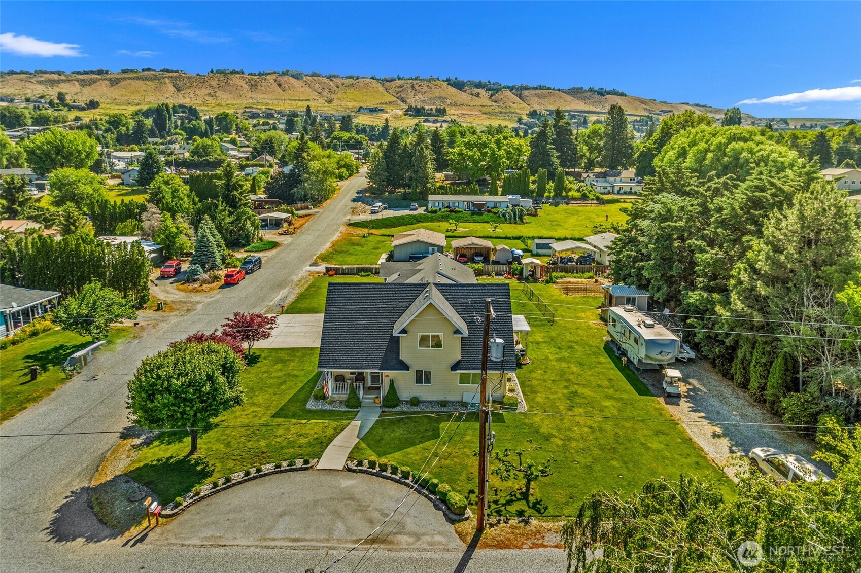 2509 NW Boston Avenue East Wenatchee WA 98802