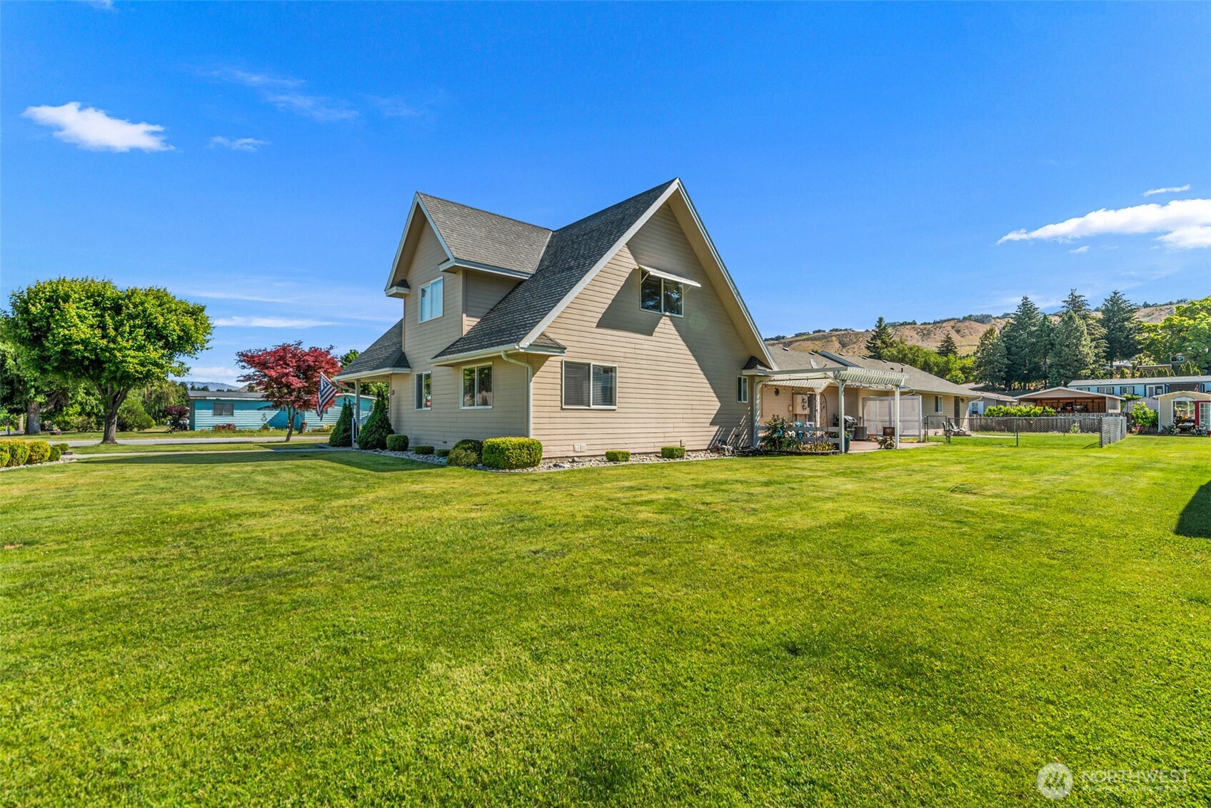 2509 NW Boston Avenue East Wenatchee WA 98802