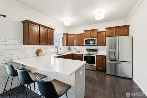 15832 92nd Avenue Ct E Puyallup WA 98375