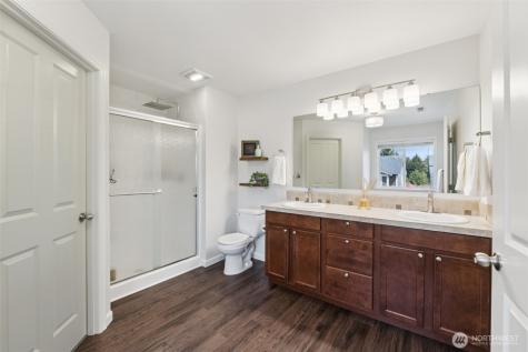 15832 92nd Avenue Ct E Puyallup WA 98375