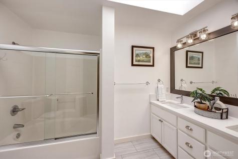 14423 SE 89th Place Newcastle WA 98059