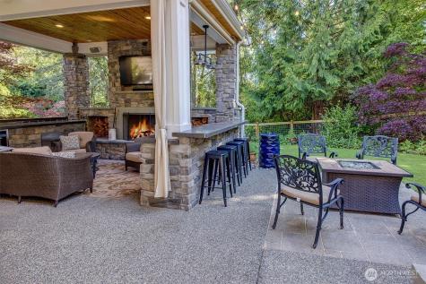 14423 SE 89th Place Newcastle WA 98059