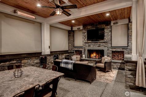 14423 SE 89th Place Newcastle WA 98059