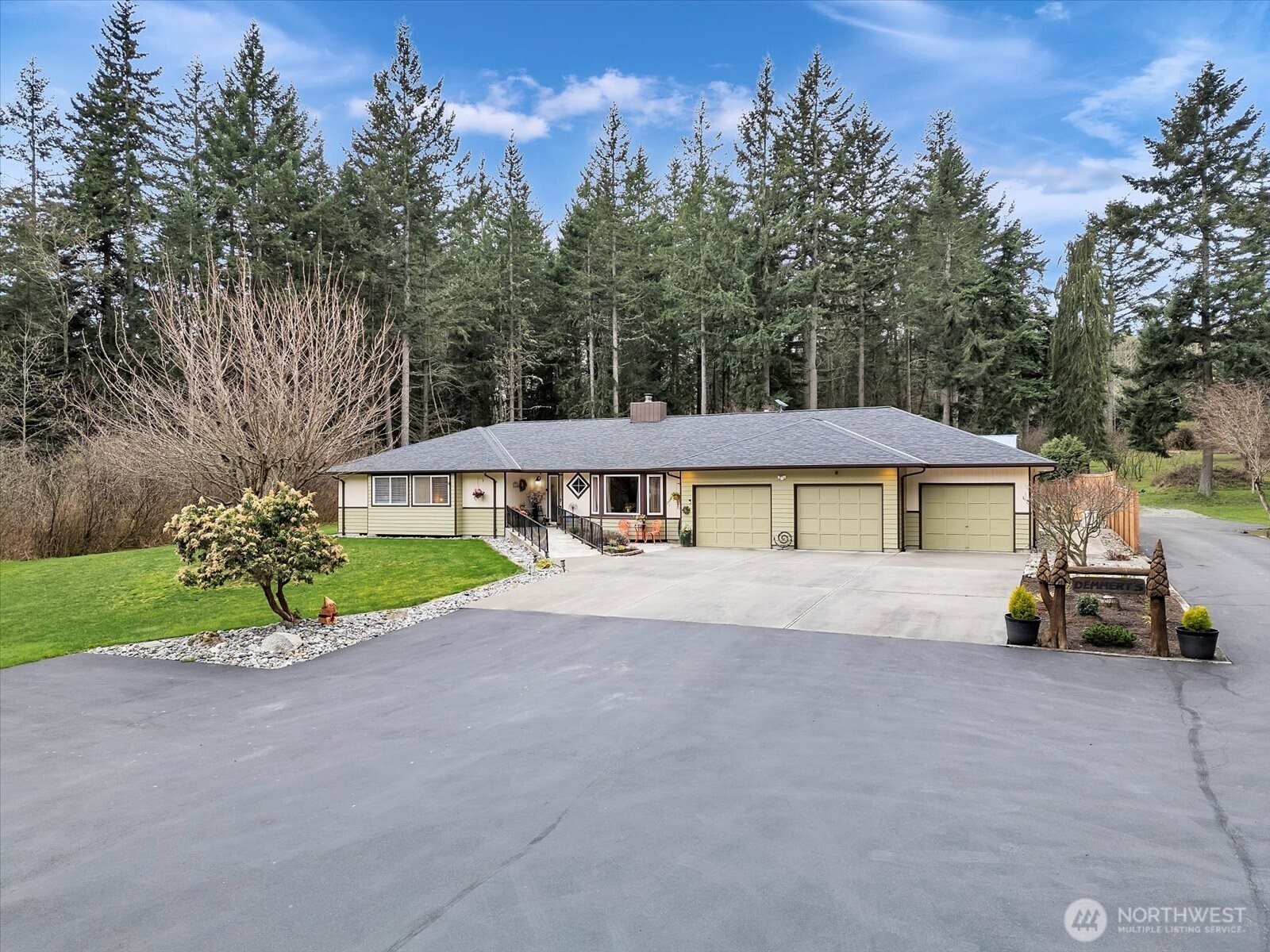550 Waynes Ridge Circle Camano Island WA 98282