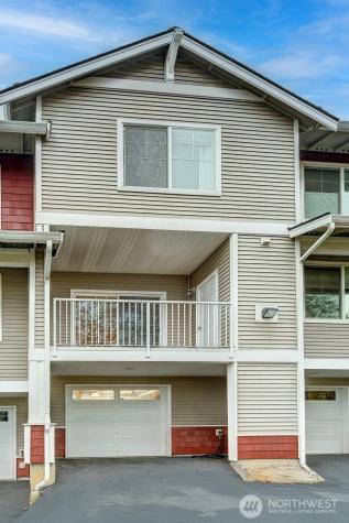 7020 Holly Park Drive S Seattle WA 98118