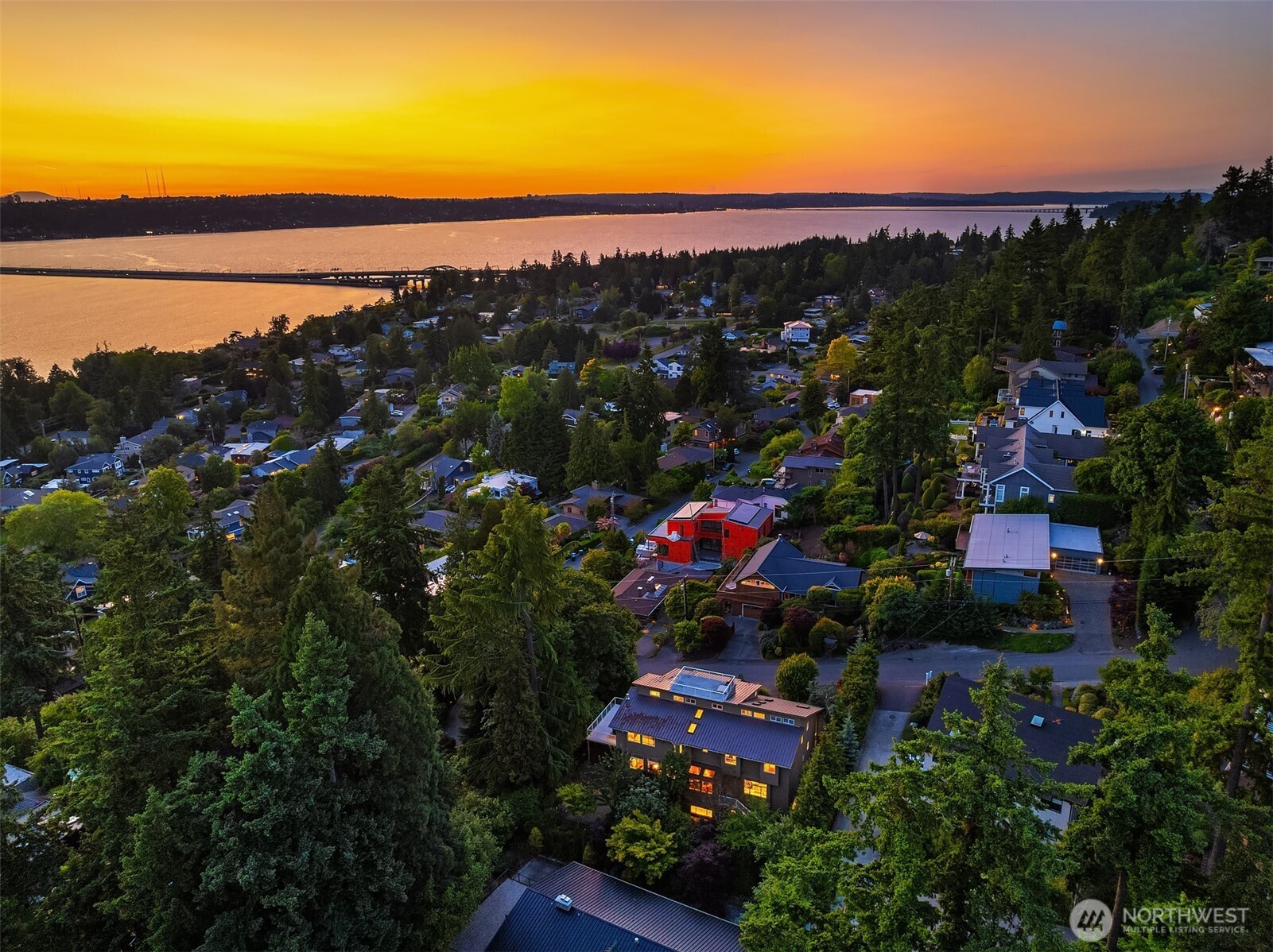 6819 SE 32 Street Mercer Island WA 98040