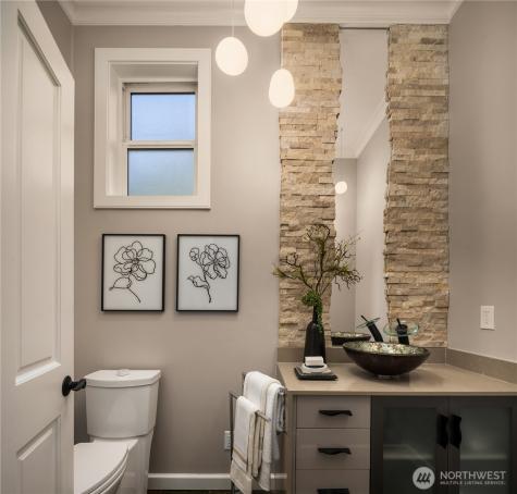 6819 SE 32 Street Mercer Island WA 98040