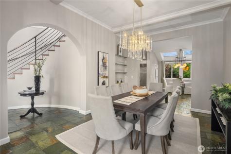 6819 SE 32 Street Mercer Island WA 98040