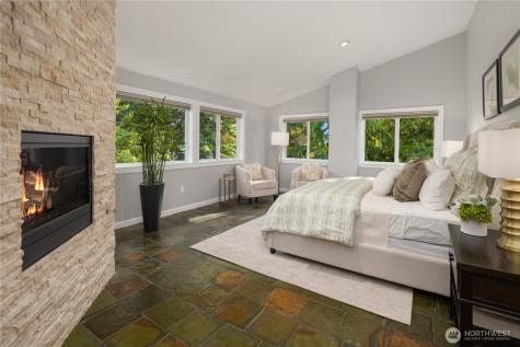 6819 SE 32 Street Mercer Island WA 98040