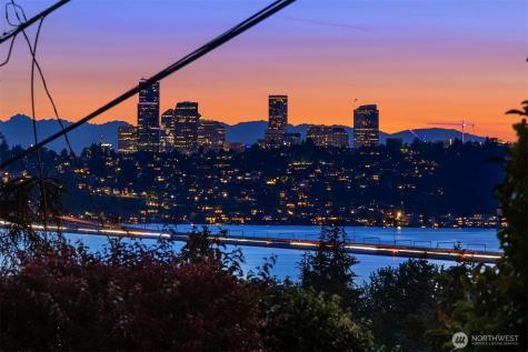 6819 SE 32 Street Mercer Island WA 98040