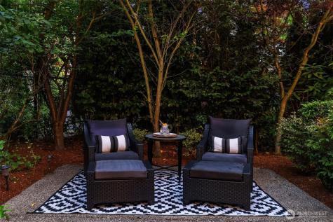 6819 SE 32 Street Mercer Island WA 98040