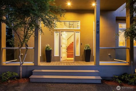 6819 SE 32 Street Mercer Island WA 98040