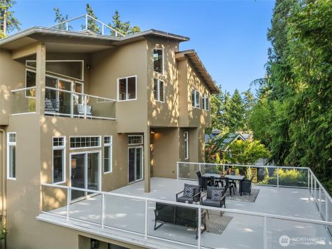 6819 SE 32 Street Mercer Island WA 98040