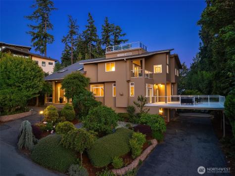 6819 SE 32 Street Mercer Island WA 98040