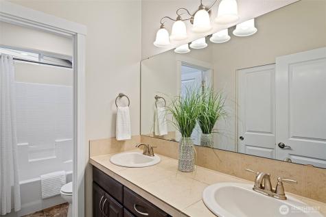 34015 SE Vaughan Street Snoqualmie WA 98065