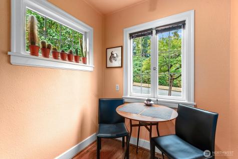 1226 25th Avenue E Seattle WA 98112