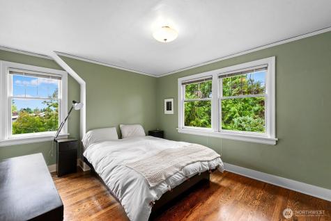 1226 25th Avenue E Seattle WA 98112
