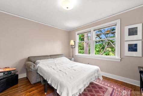 1226 25th Avenue E Seattle WA 98112