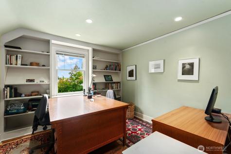 1226 25th Avenue E Seattle WA 98112