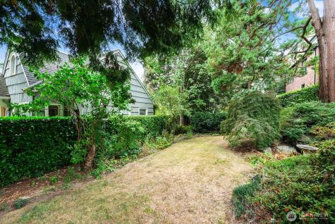 1226 25th Avenue E Seattle WA 98112