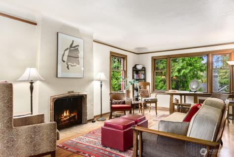1226 25th Avenue E Seattle WA 98112