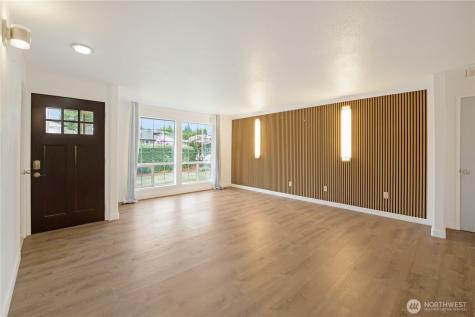 2725 124th Avenue Ct E Edgewood WA 98372