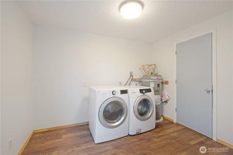 2725 124th Avenue Ct E Edgewood WA 98372