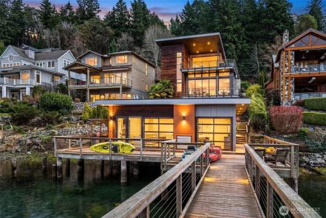 8412 Goodman Drive NW Gig Harbor WA 98332