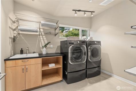8412 Goodman Drive NW Gig Harbor WA 98332