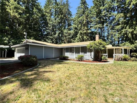 12602 Military Road E Puyallup WA 98374