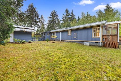 35952 Stackpole Road Ocean Park WA 98640