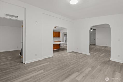 35952 Stackpole Road Ocean Park WA 98640