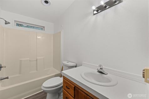 35952 Stackpole Road Ocean Park WA 98640