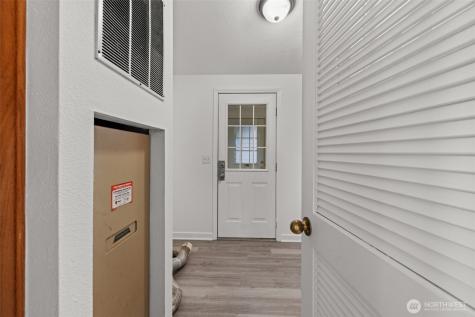 35952 Stackpole Road Ocean Park WA 98640