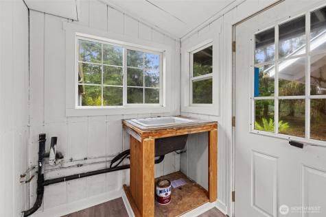 35952 Stackpole Road Ocean Park WA 98640