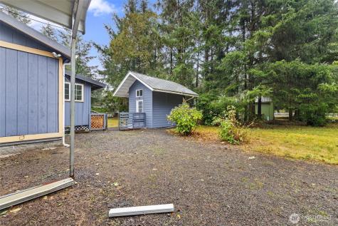 35952 Stackpole Road Ocean Park WA 98640