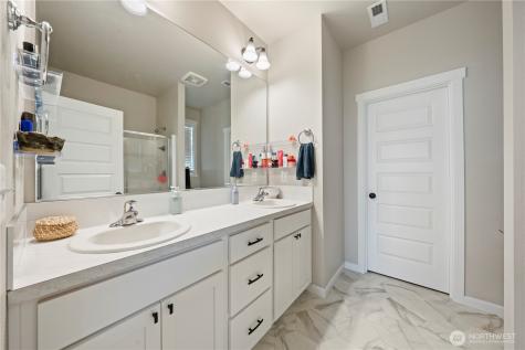 4721 W Owl Street Moses Lake WA 98837