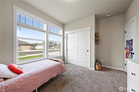4721 W Owl Street Moses Lake WA 98837