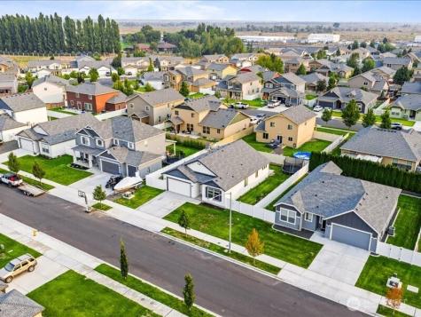 4721 W Owl Street Moses Lake WA 98837