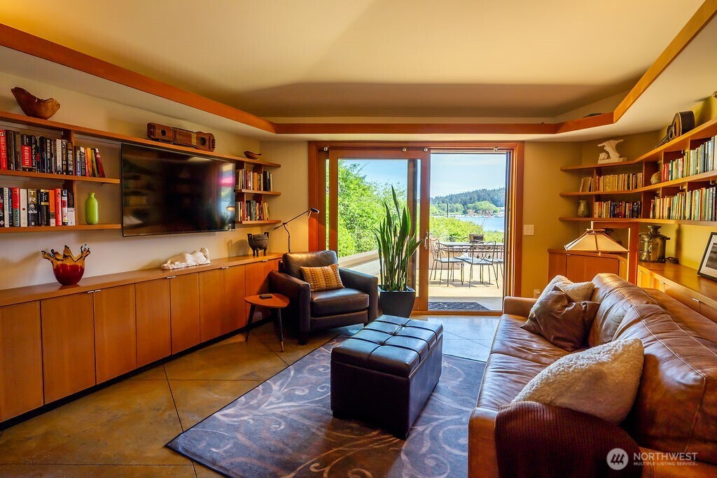 2000 Bayshore Road Lopez Island WA 98261