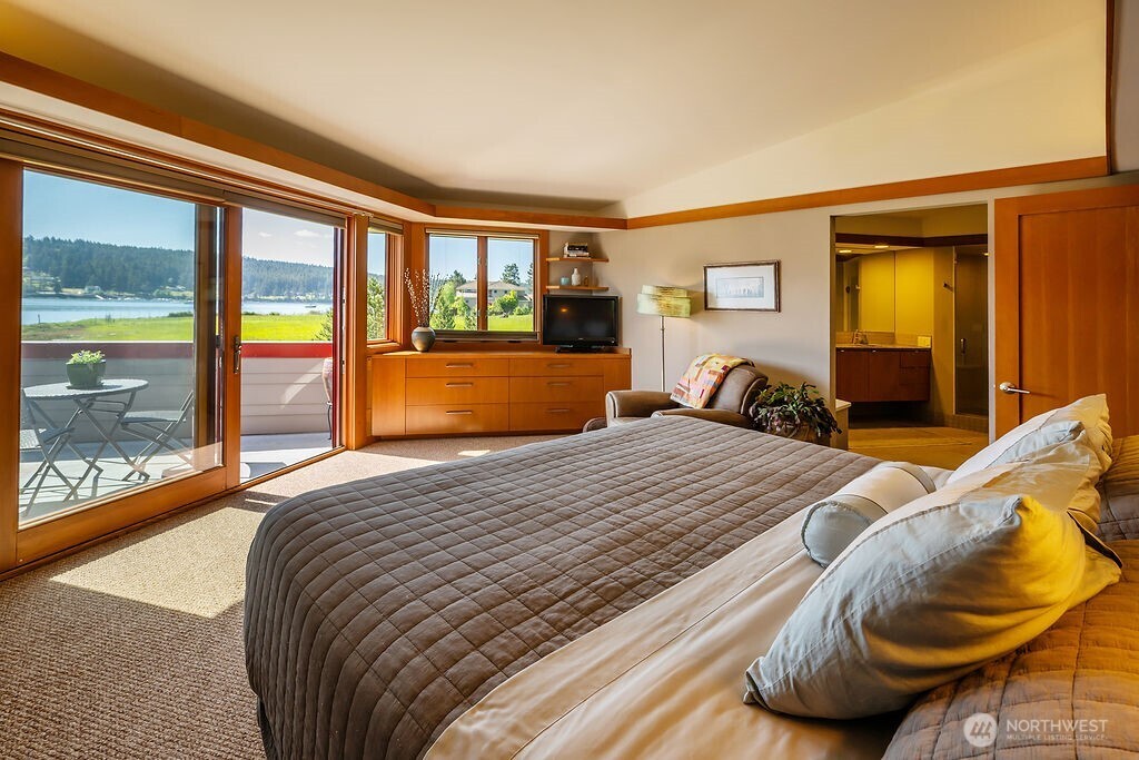 2000 Bayshore Road Lopez Island WA 98261