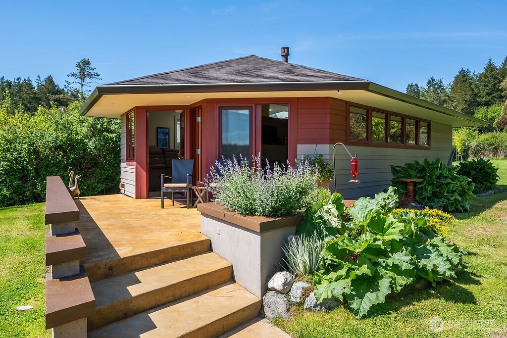 2000 Bayshore Road Lopez Island WA 98261