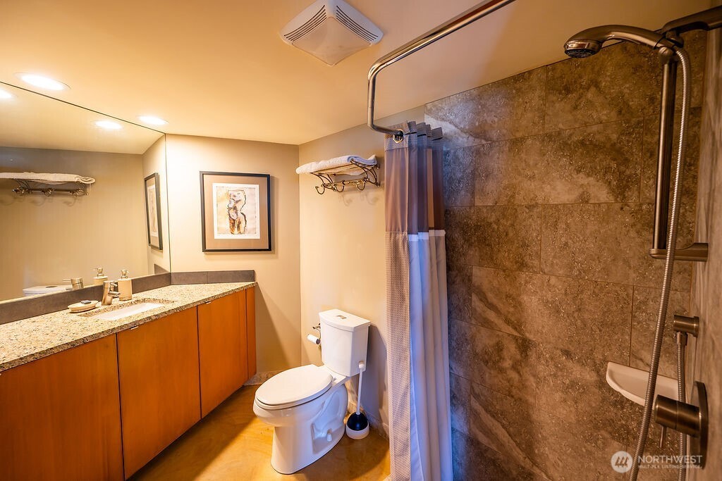 2000 Bayshore Road Lopez Island WA 98261