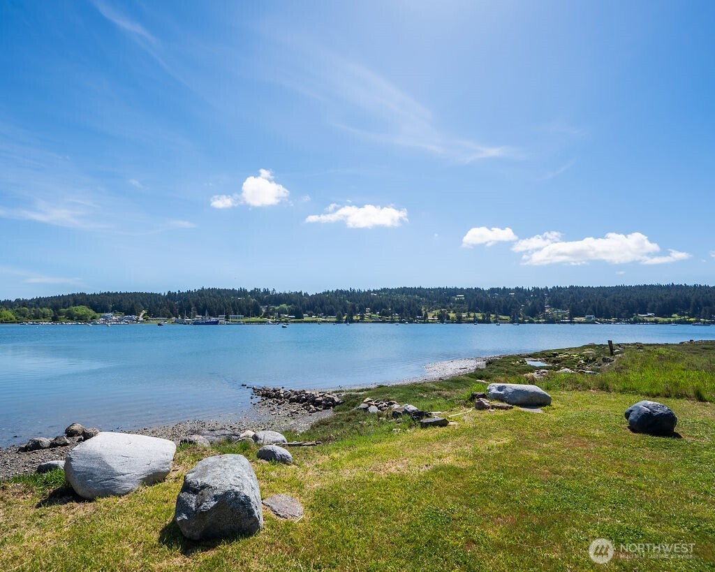 2000 Bayshore Road Lopez Island WA 98261